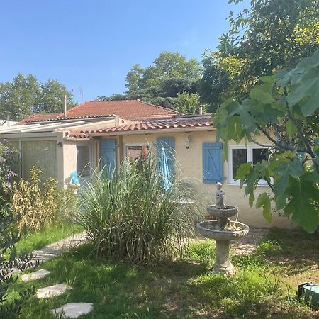 Houdarling Chalet Et Spa Hammam Jacuzzi Et Sauna Nîmes Esterno foto