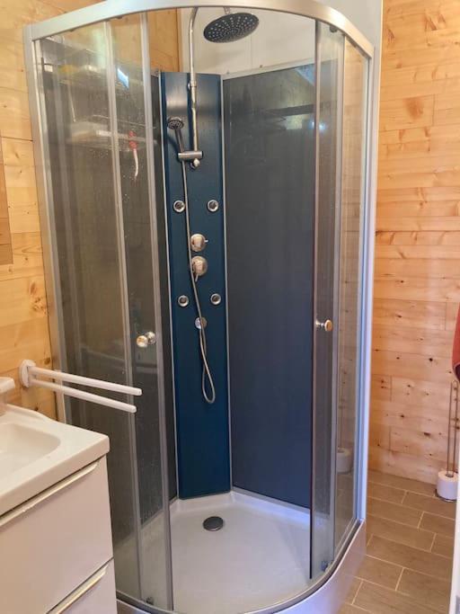 Houdarling Chalet Et Spa Hammam Jacuzzi Et Sauna Nîmes Esterno foto