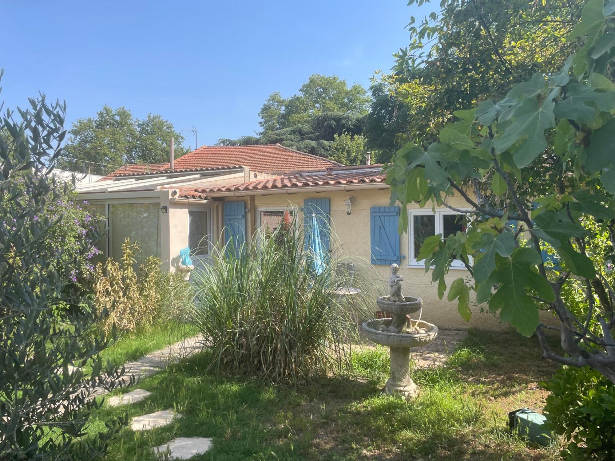 Houdarling Chalet Et Spa Hammam Jacuzzi Et Sauna Nîmes Esterno foto