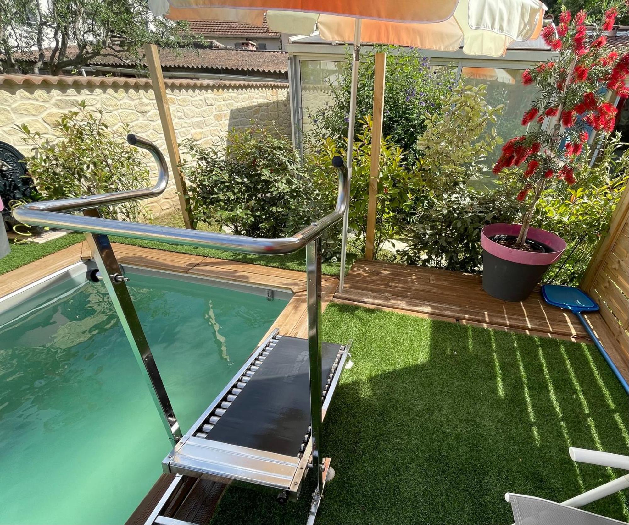 Houdarling Chalet Et Spa Hammam Jacuzzi Et Sauna Nîmes Esterno foto